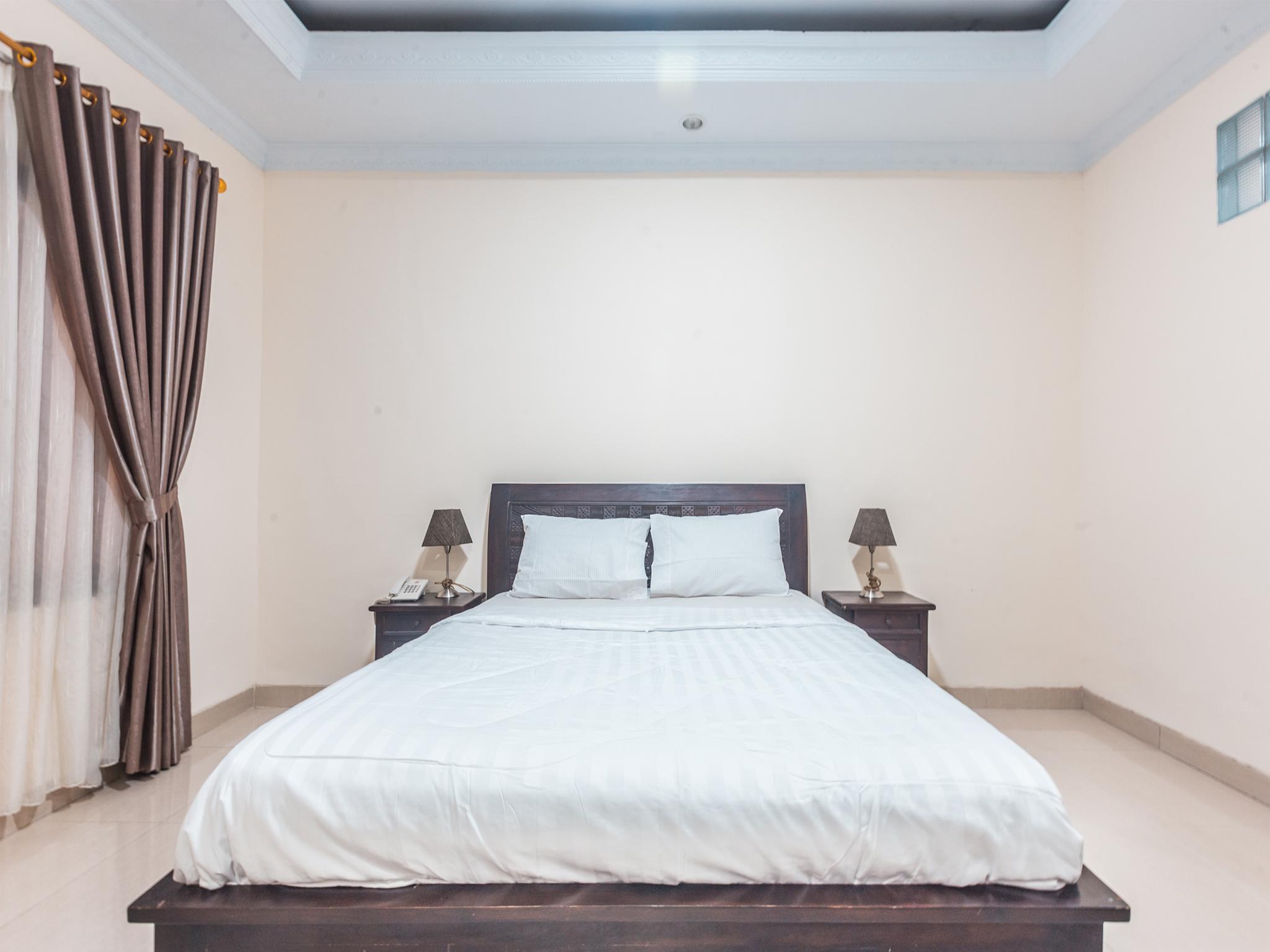 Oyo 1667 Wisma Lux Barkah Jakarta Eksteriør bilde