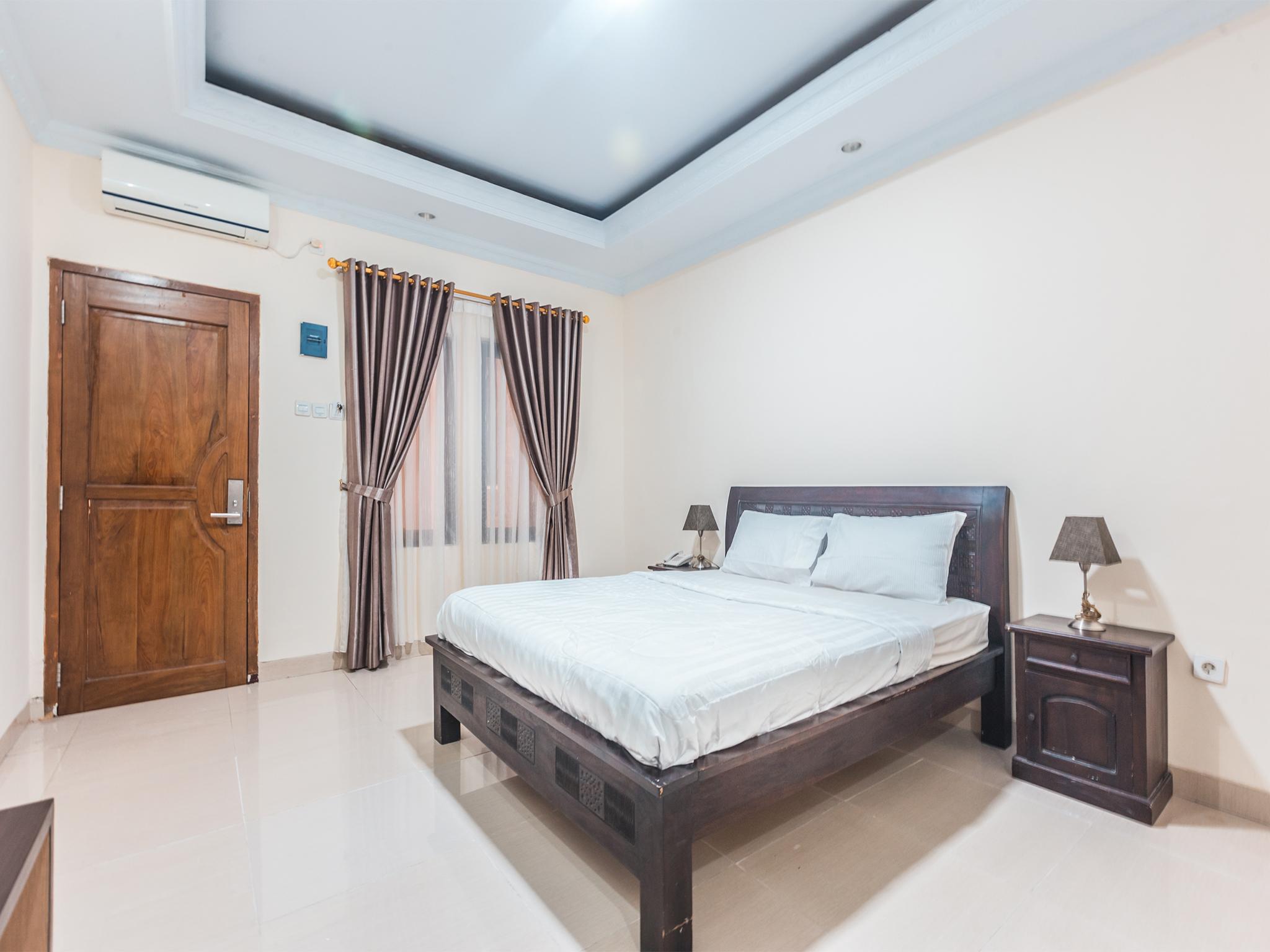 Oyo 1667 Wisma Lux Barkah Jakarta Eksteriør bilde
