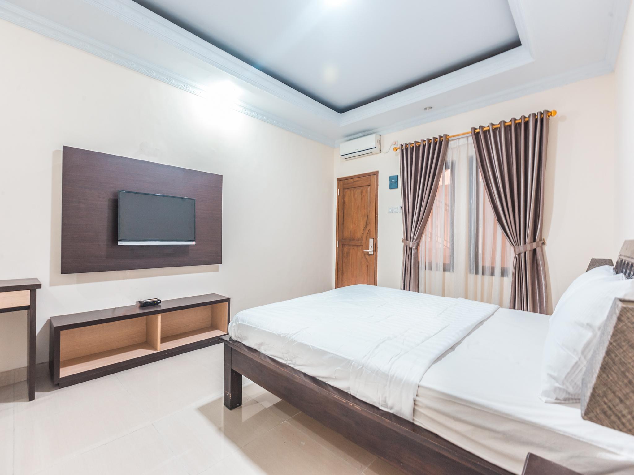 Oyo 1667 Wisma Lux Barkah Jakarta Eksteriør bilde