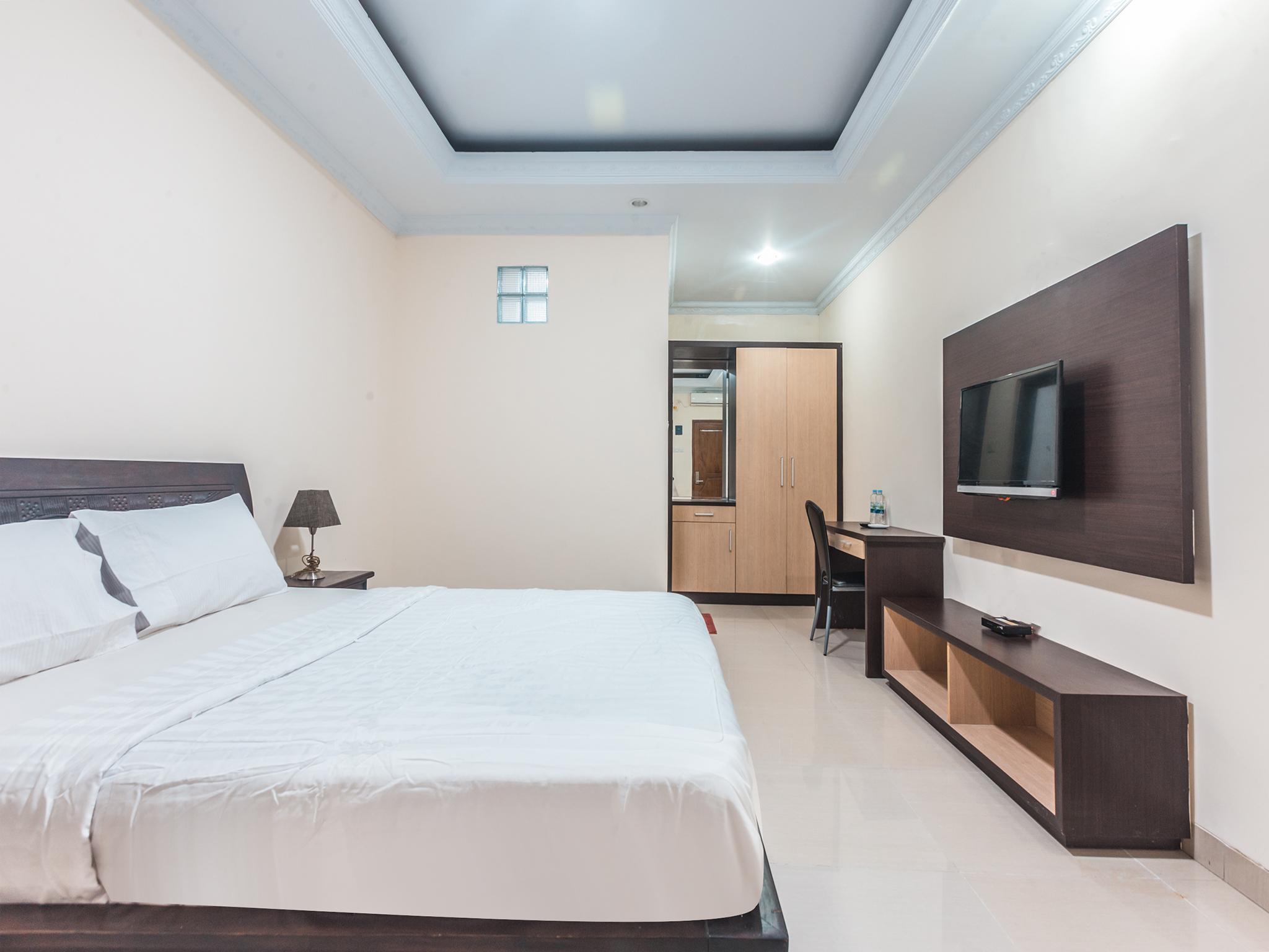 Oyo 1667 Wisma Lux Barkah Jakarta Eksteriør bilde