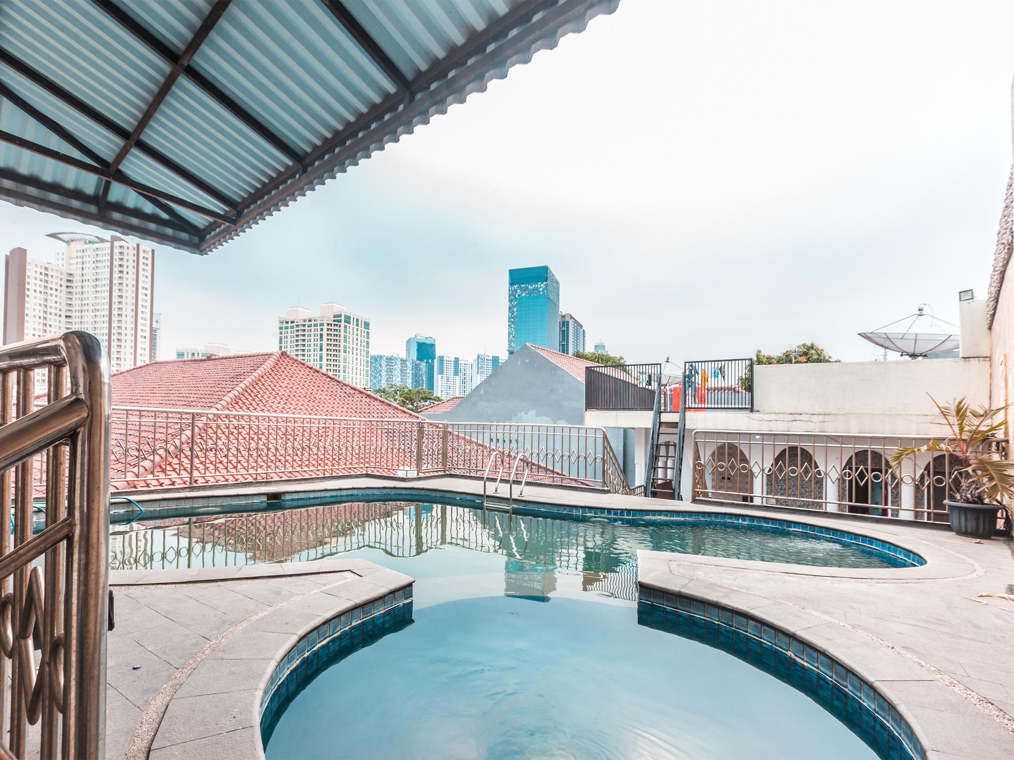 Oyo 1667 Wisma Lux Barkah Jakarta Eksteriør bilde