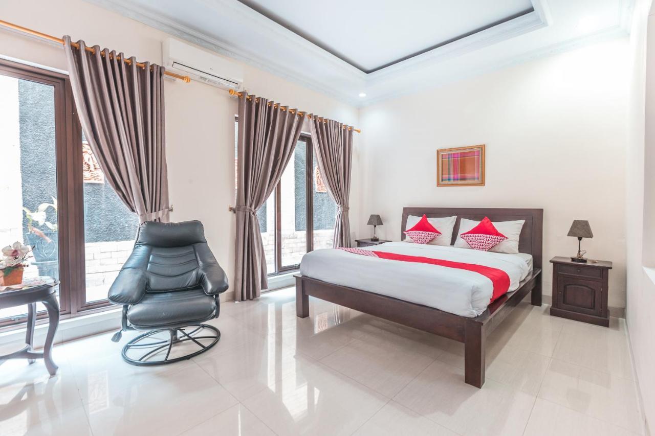 Oyo 1667 Wisma Lux Barkah Jakarta Eksteriør bilde