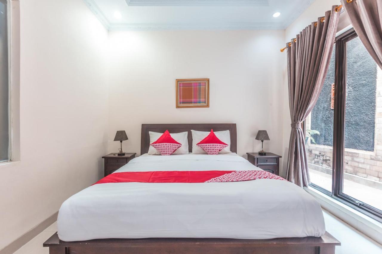 Oyo 1667 Wisma Lux Barkah Jakarta Eksteriør bilde