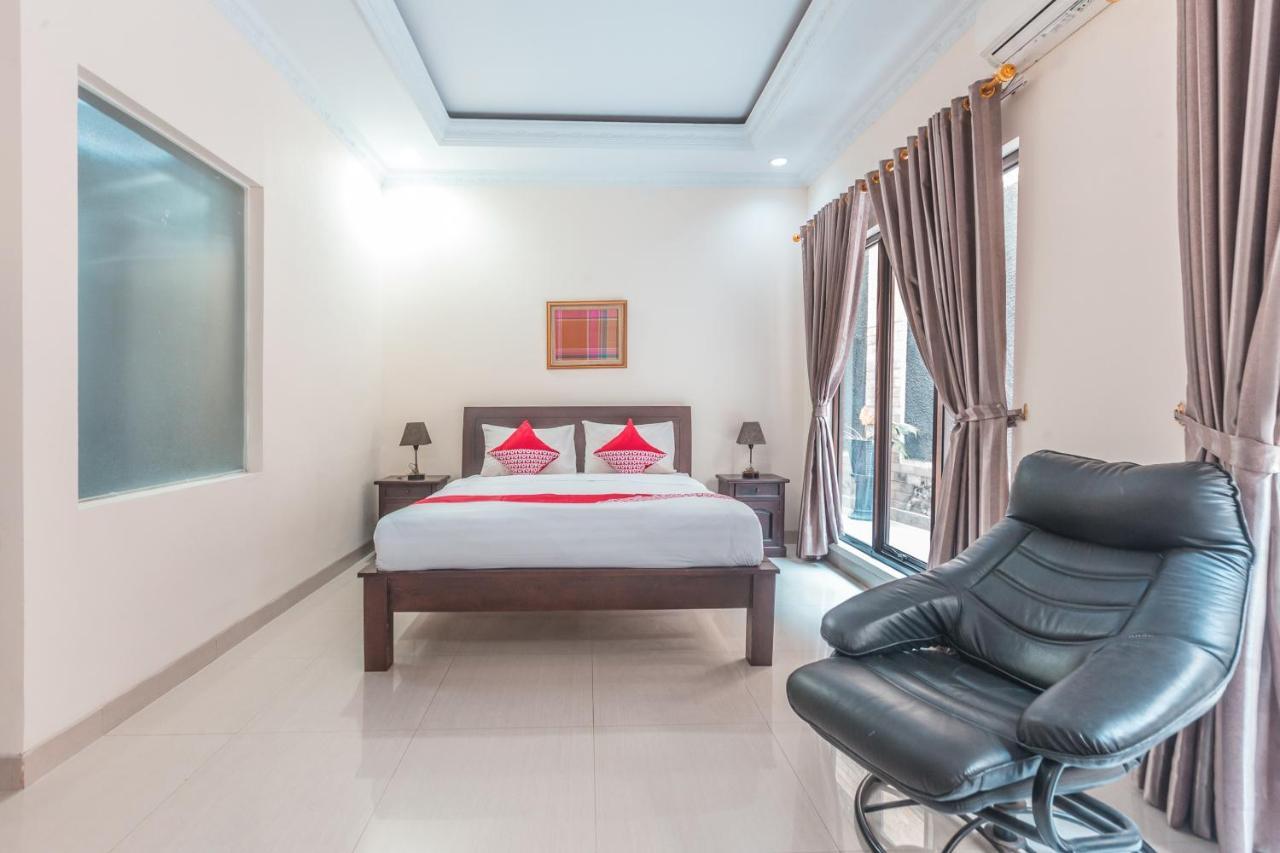 Oyo 1667 Wisma Lux Barkah Jakarta Eksteriør bilde
